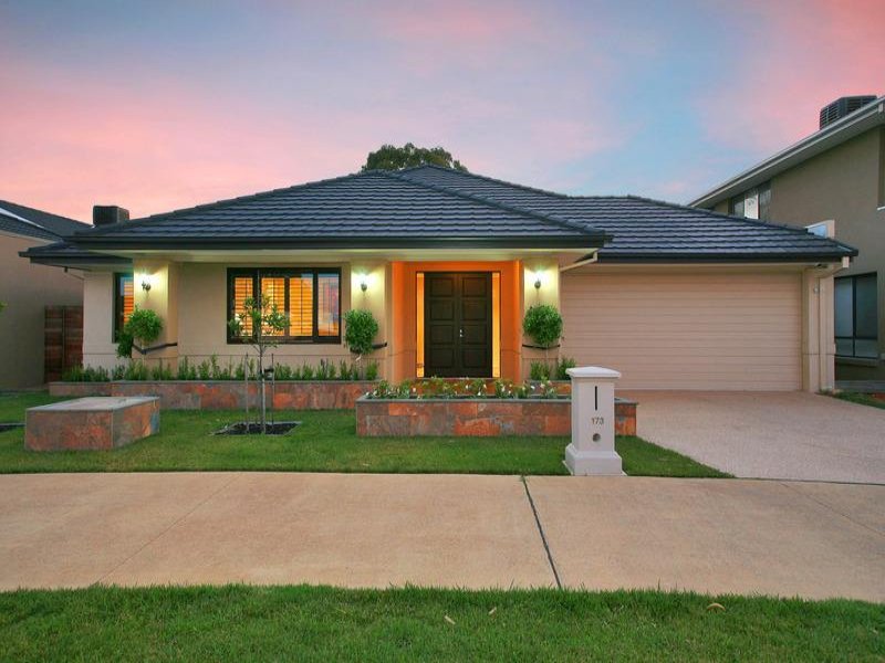 173 Sandhurst Boulevard, Sandhurst, Vic 3977 Property Details