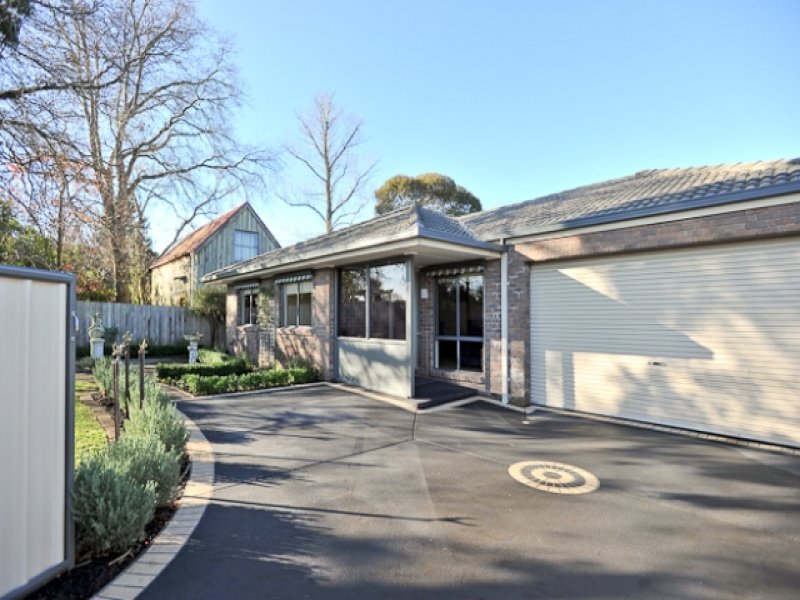 118 Brandy Creek Road, Warragul, Vic 3820 Property Details