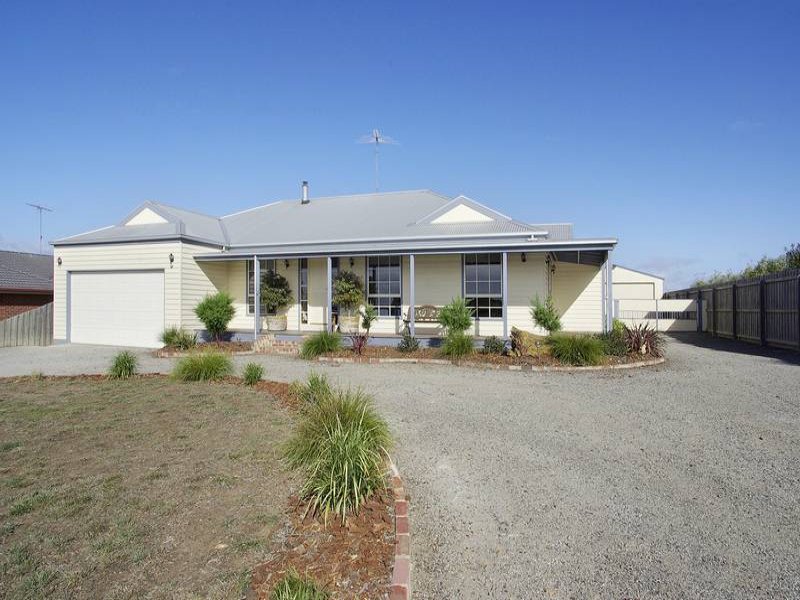 32 Greenfields Drive, Moriac, VIC 3240