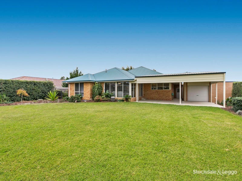 11 Prestwick Green, Cranbourne, VIC 3977