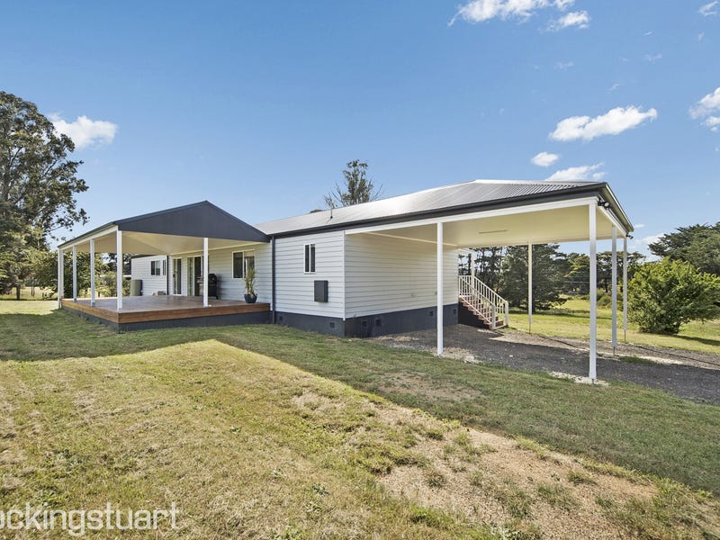 2 Nelson Road, Linton, Vic 3360 Property Details