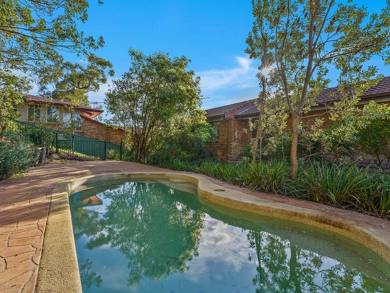 82 Beaumaris Drive, Menai, NSW 2234