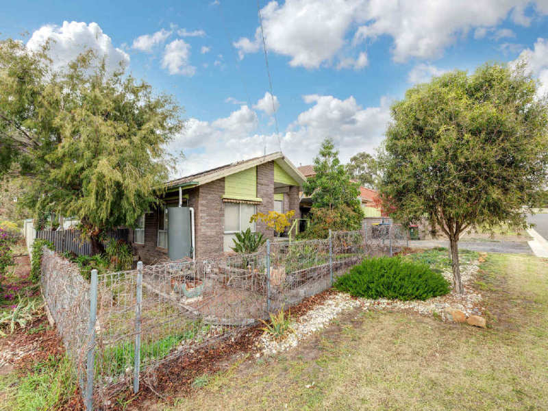 8 Orlando Street, Eaglehawk, Vic 3556