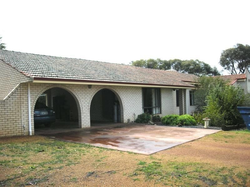 35 BRUNDELL Street, Cuballing, WA 6311 Property Details