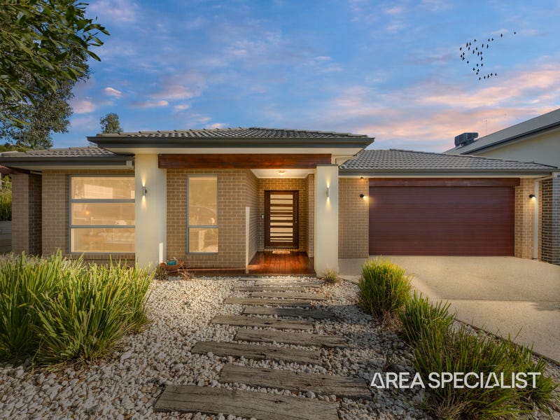 1 Kiama Street, Officer, Vic 3809 House for Sale