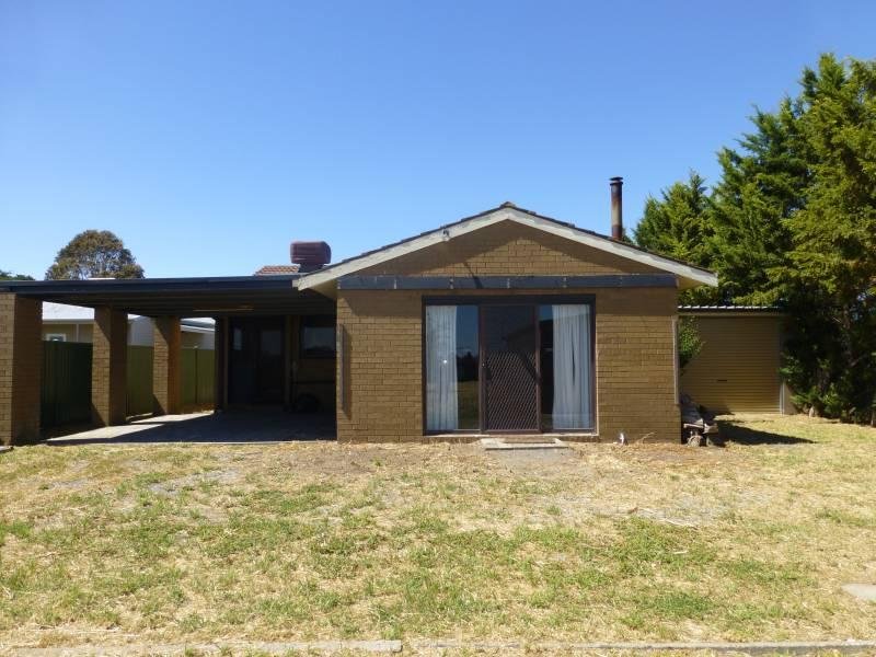 43 Smeaton Road, Clunes, Vic 3370 Property Details