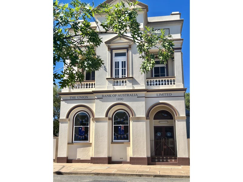 77 Main Street, Grenfell, NSW 2810 Property Details