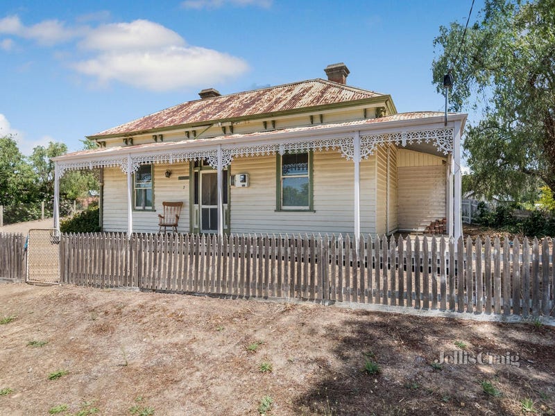 2 Phoenix Street, Maldon, Vic 3463 Property Details
