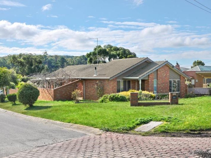 21 Water Street, Brown Hill, VIC 3350