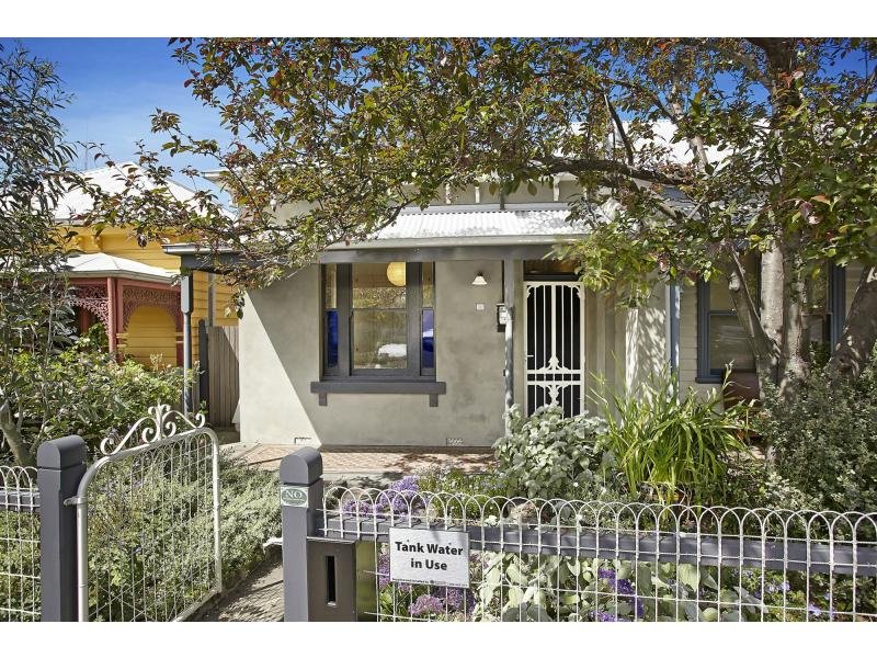 93 McConnell Street, Kensington, Vic 3031 Property Details