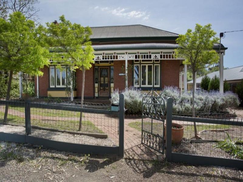 64 Marong Road, Bendigo, Vic 3550 Property Details