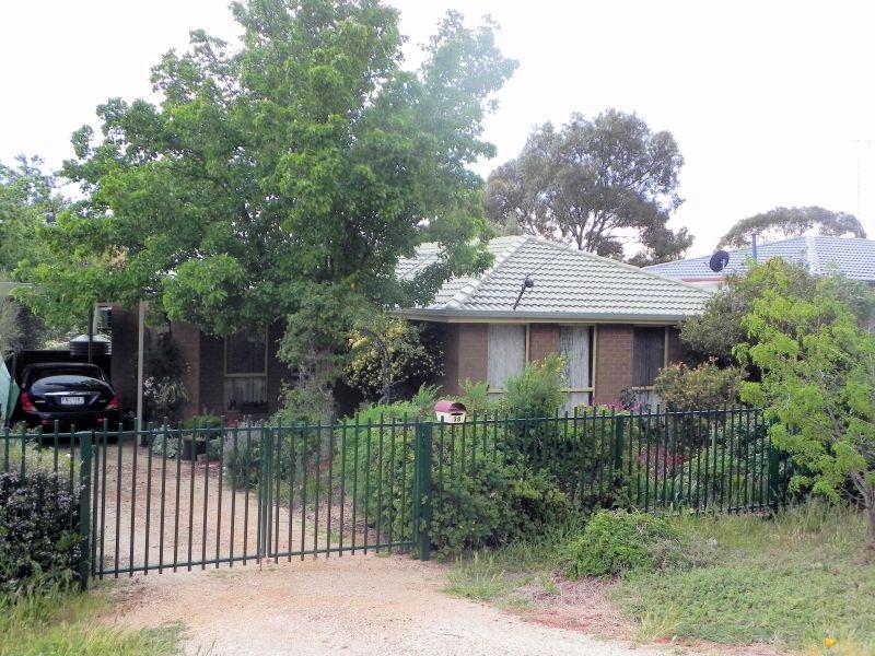 38 Gaynor Street, Maddingley, Vic 3340 Property Details