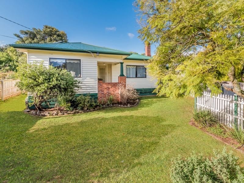 35 Church Street, Drouin, VIC 3818