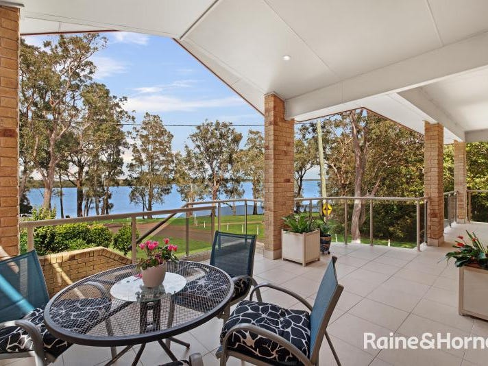 17 Gibbers Drive, Lemon Tree Passage, NSW 2319