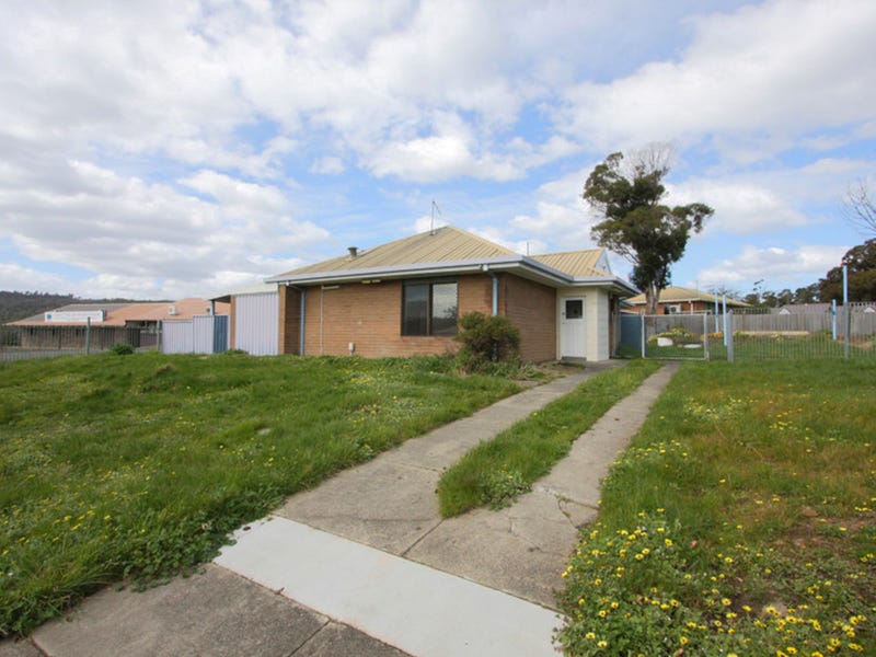 11 Blackwood Drive, Rocherlea, TAS 7248
