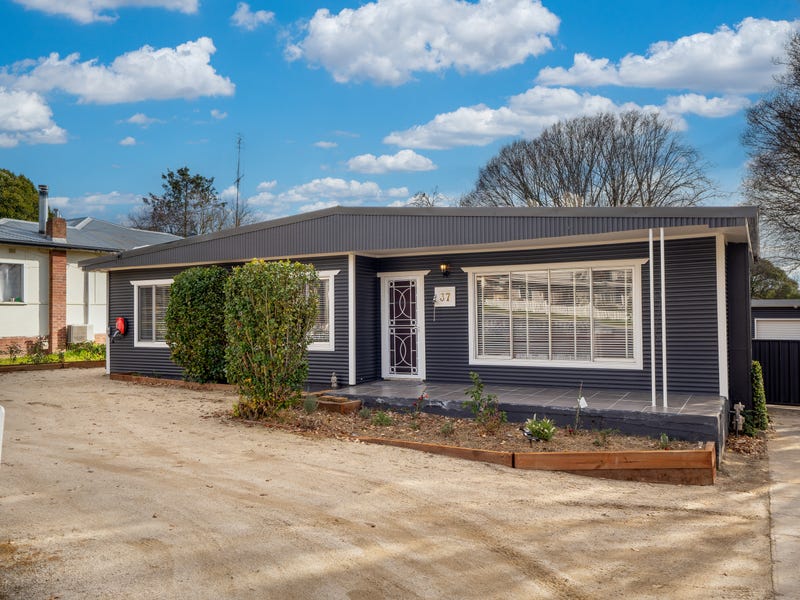 37 Martha Street, Blayney, NSW 2799 House for Sale