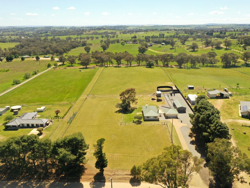 44 McMahons Road, Young, NSW 2594 House for Sale