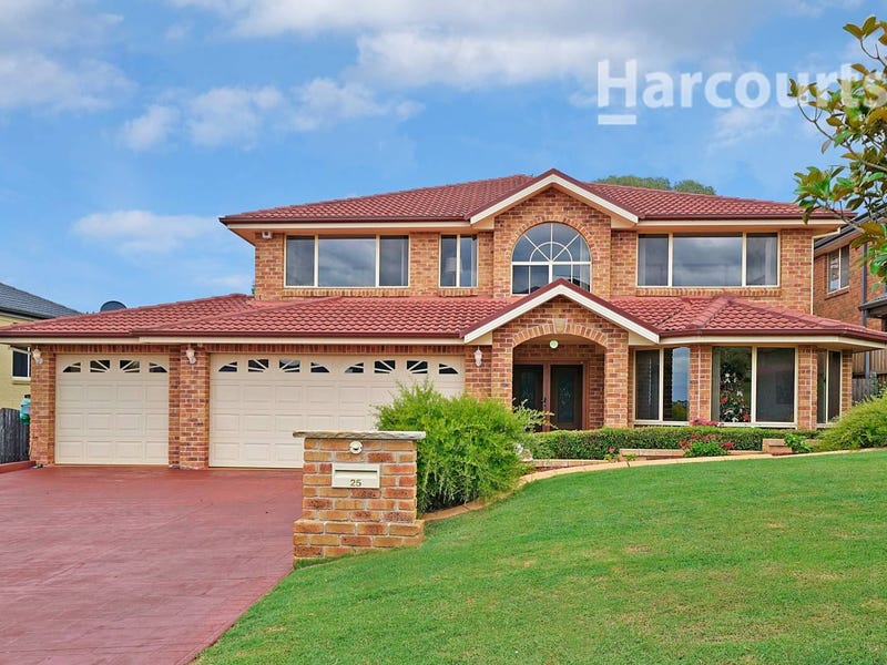 25 Governors Way, Macquarie Links, NSW 2565
