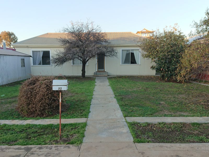 32 Milburn Street, Ottoway, SA 5013