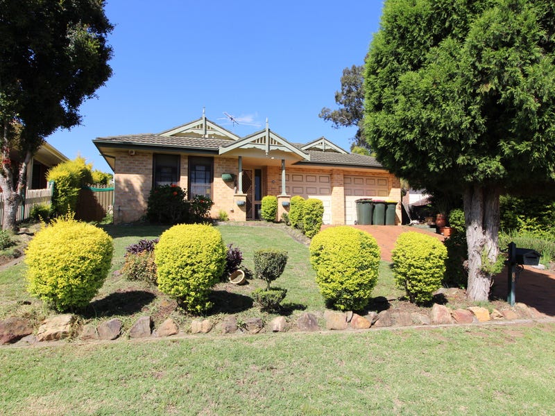 10 Avenue, Mount Annan, NSW 2567