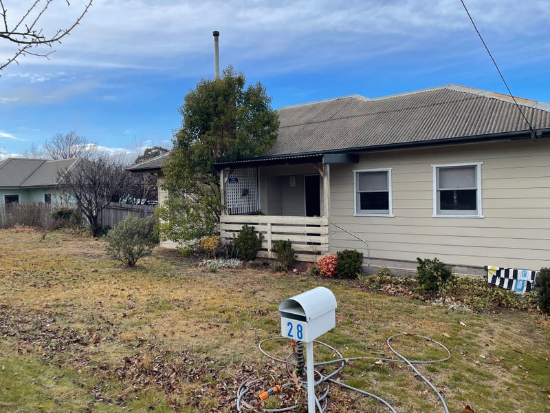 28 Harris Street, Cooma, NSW 2630 House for Sale
