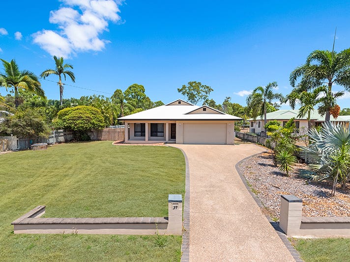 37 Coutts Drive, Bushland Beach, QLD 4818