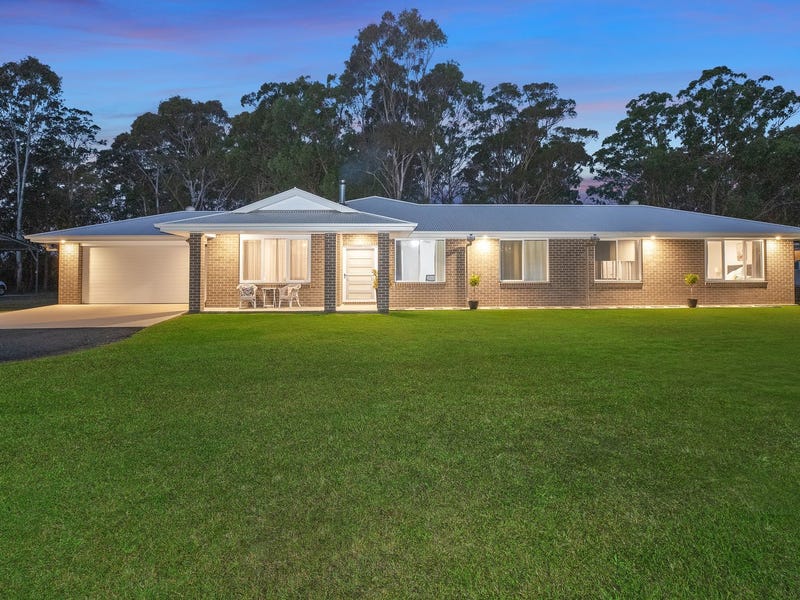 13 Aquatic Road, Darawank, NSW 2428