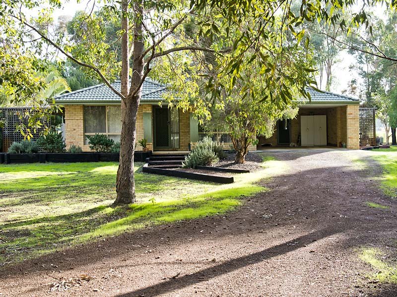 16 Middleton Close, Serpentine, WA 6125 Property Details