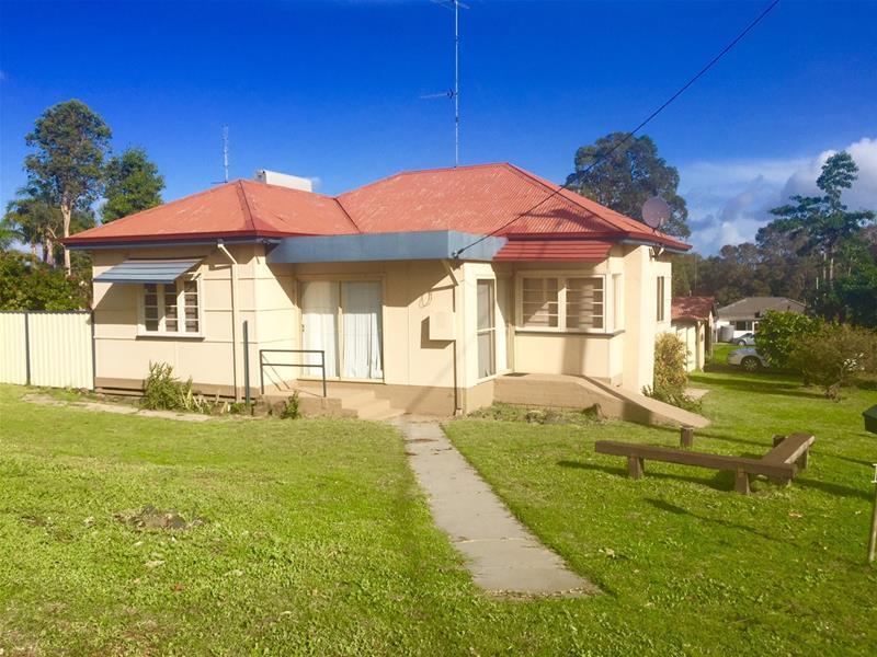 117 South Western Highway, Waroona, WA 6215