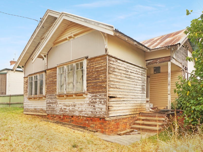 29 Crown St, Junee, NSW 2663 - Property Details