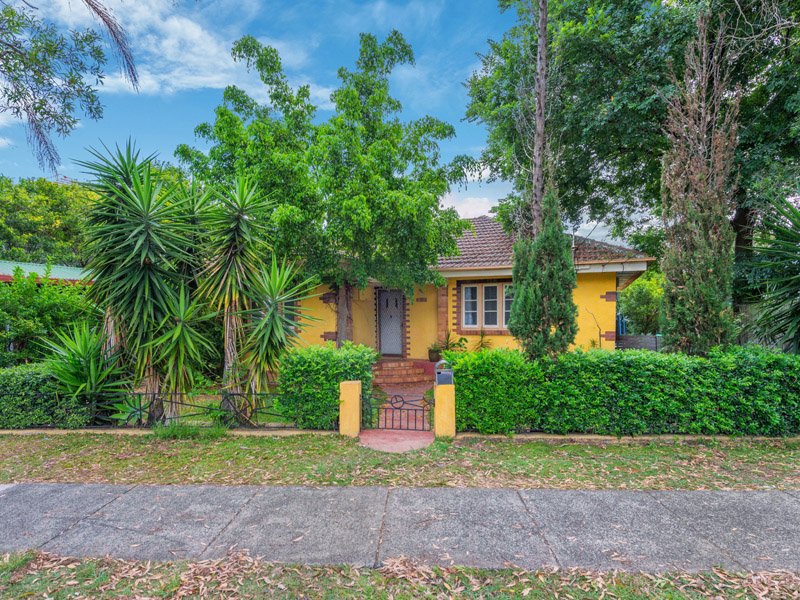 352 Riding Rd, Balmoral, Qld 4171 Property Details