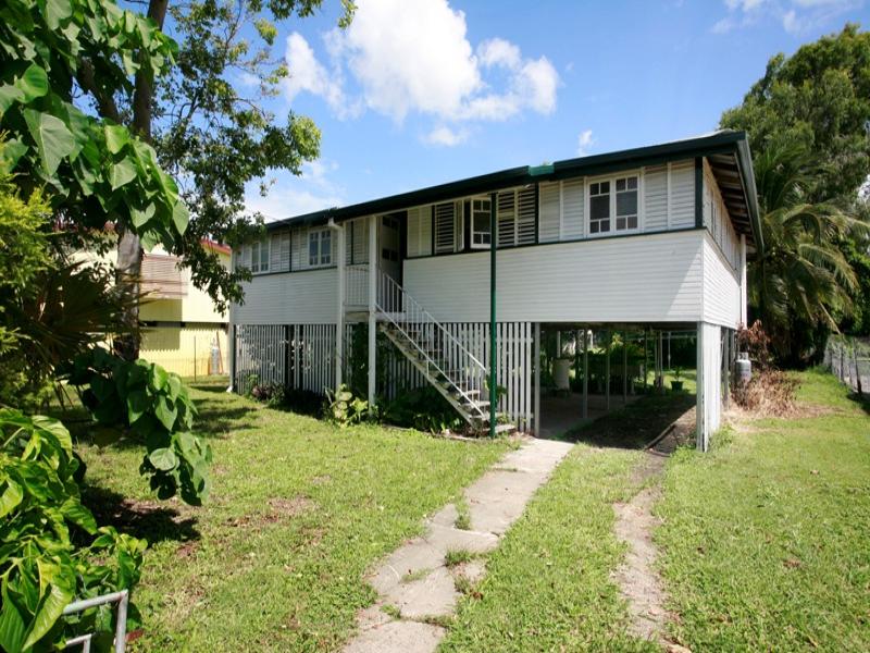 15 Keenan Street, Oonoonba, QLD 4811