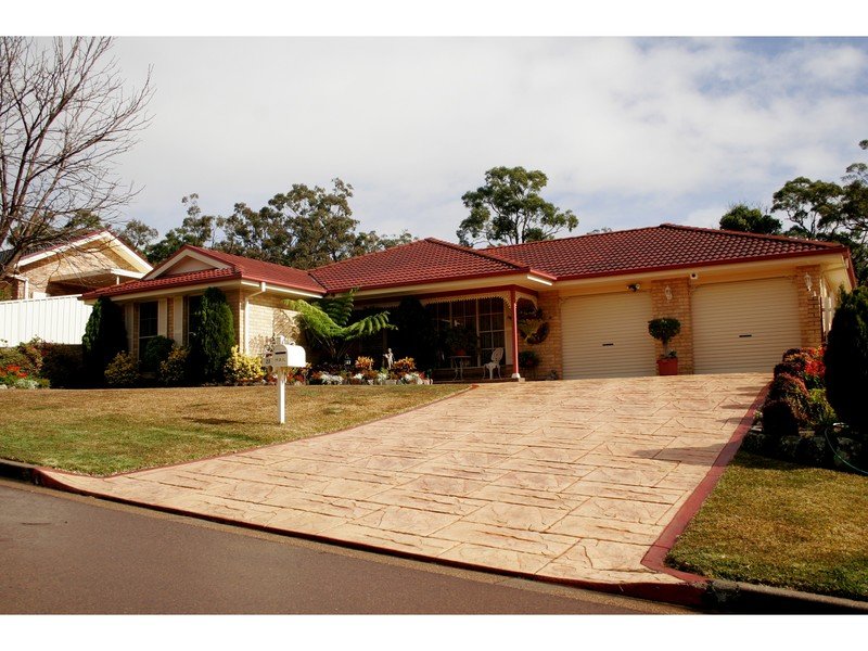 23 Dalmeny Drive, Macquarie Hills, NSW 2285