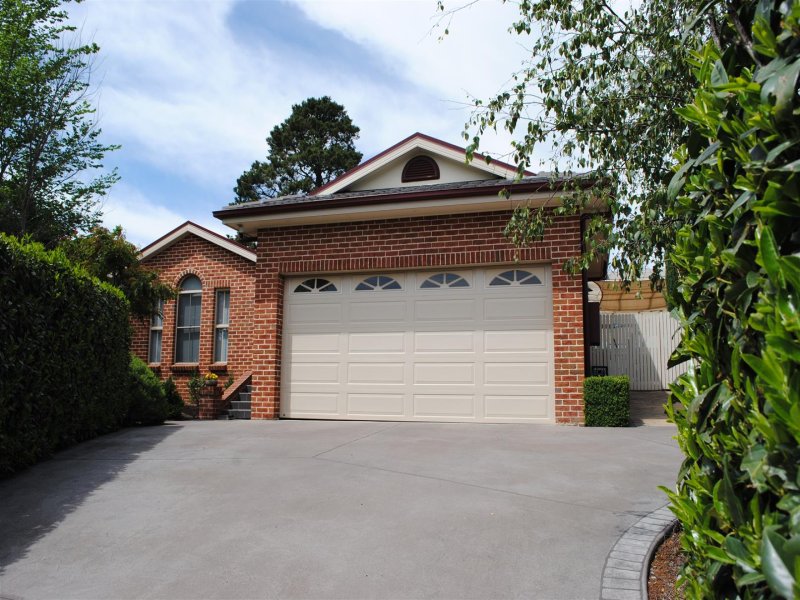 12 Elizabeth Street, Moss Vale, NSW 2577