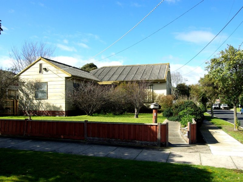 8 Queen Street, Frankston, Vic 3199 Property Details
