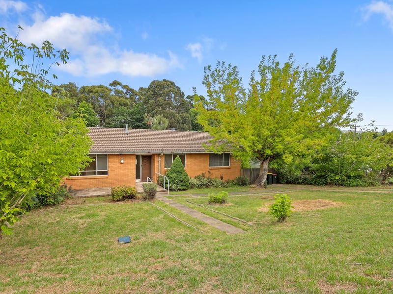 48 Tallara Parkway, Narrabundah, ACT 2604 Property Details