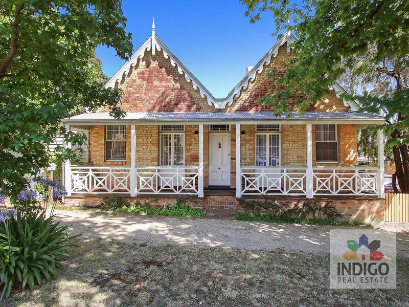 1 Loch Street, Beechworth, Vic 3747 House for Sale