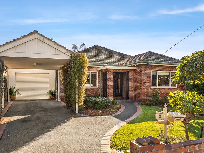 2 Balmoral Avenue, Strathmore, VIC 3041 - realestate.com.au