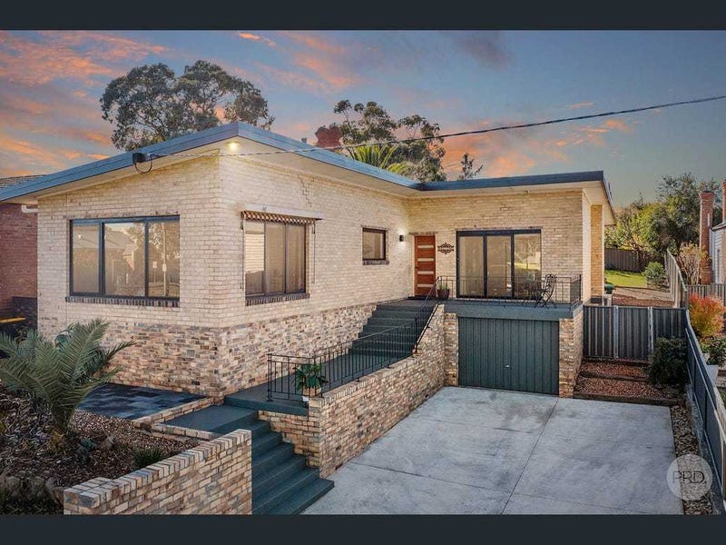 43 Russell Street, Quarry Hill, VIC 3550