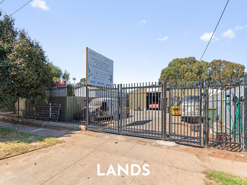 4 Wiley Street, Elizabeth South, SA 5112