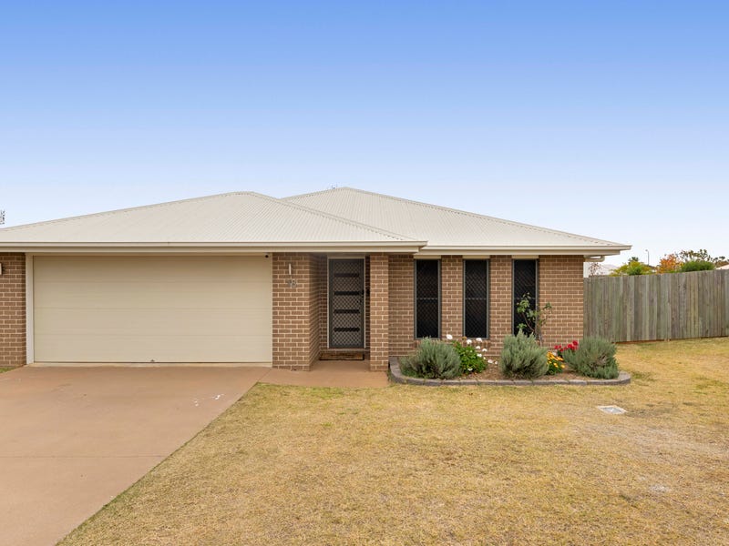 18 Ridge Drive, Cambooya, Qld 4358 House for Sale