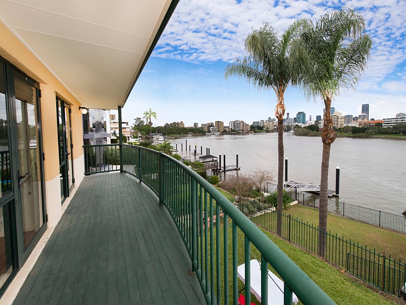 27 Laidlaw Parade, East Brisbane, QLD