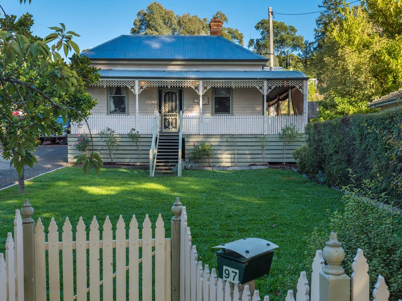 97 Gingell Street, Castlemaine, Vic 3450 Property Details