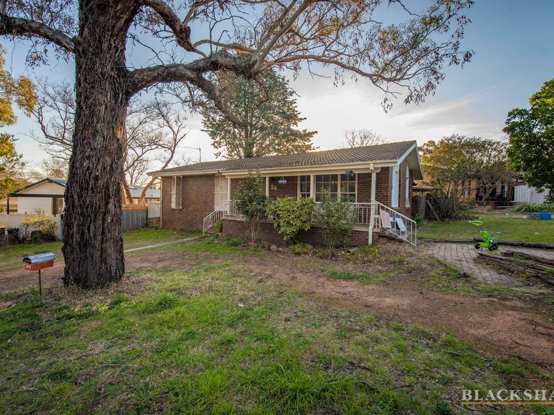 24 Folingsby Street, Weston, ACT 2611 Property Details