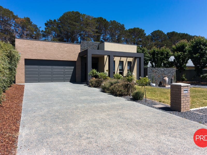 26 Day Circuit, Bungendore, NSW 2621 Property Details