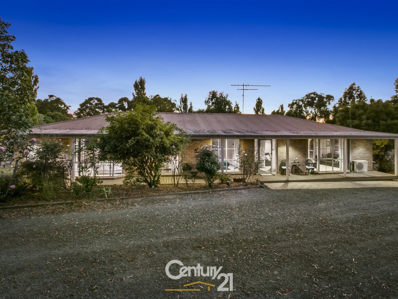 90 Hope Street, Bunyip, Vic 3815 Property Details