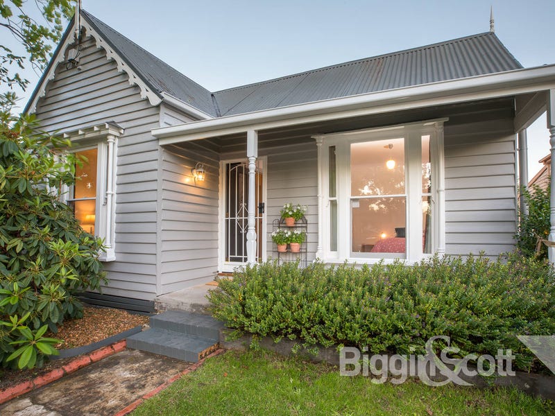 120 Clyde Street, Soldiers Hill, VIC 3350