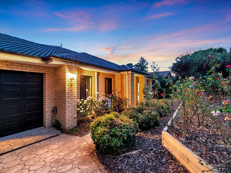 9 Millen Street, Hughes, ACT 2605