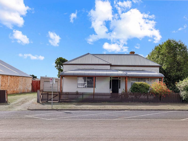 104 Bell, Penshurst, Vic 3289 House for Sale