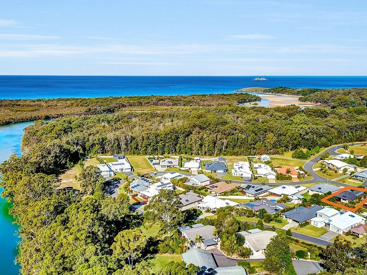 13 Estuary Drive, Moonee Beach, NSW 2450